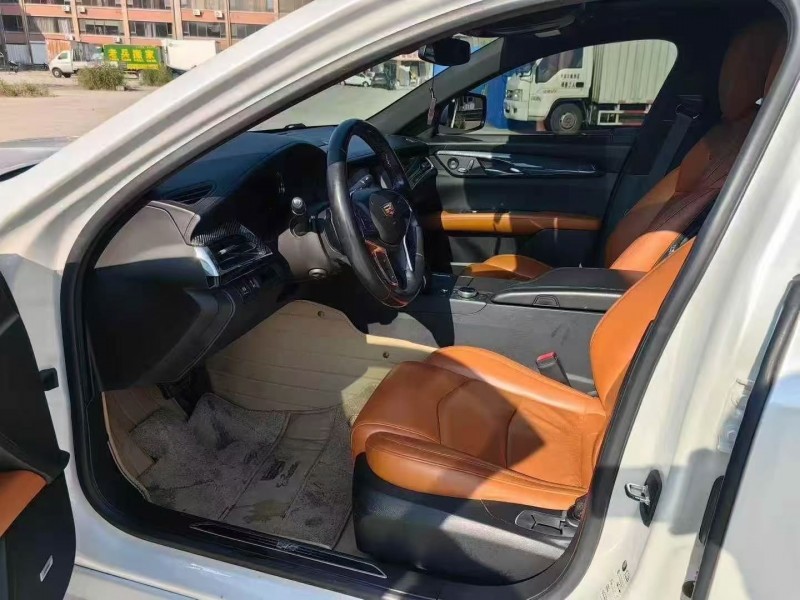 枣庄19年凯迪拉克CT65