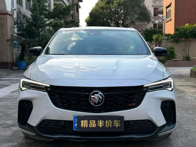 东莞22年别克威朗1