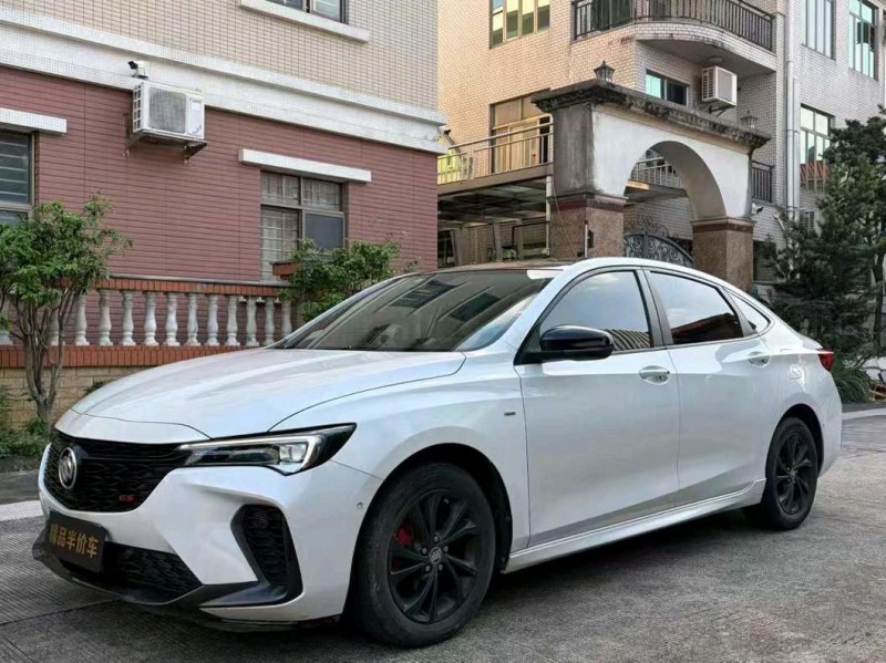 东莞22年别克威朗2