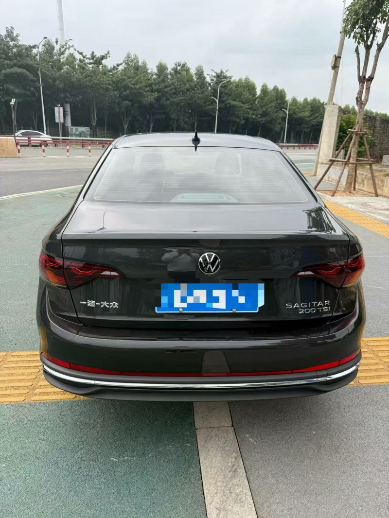 厦门25年大众速腾9