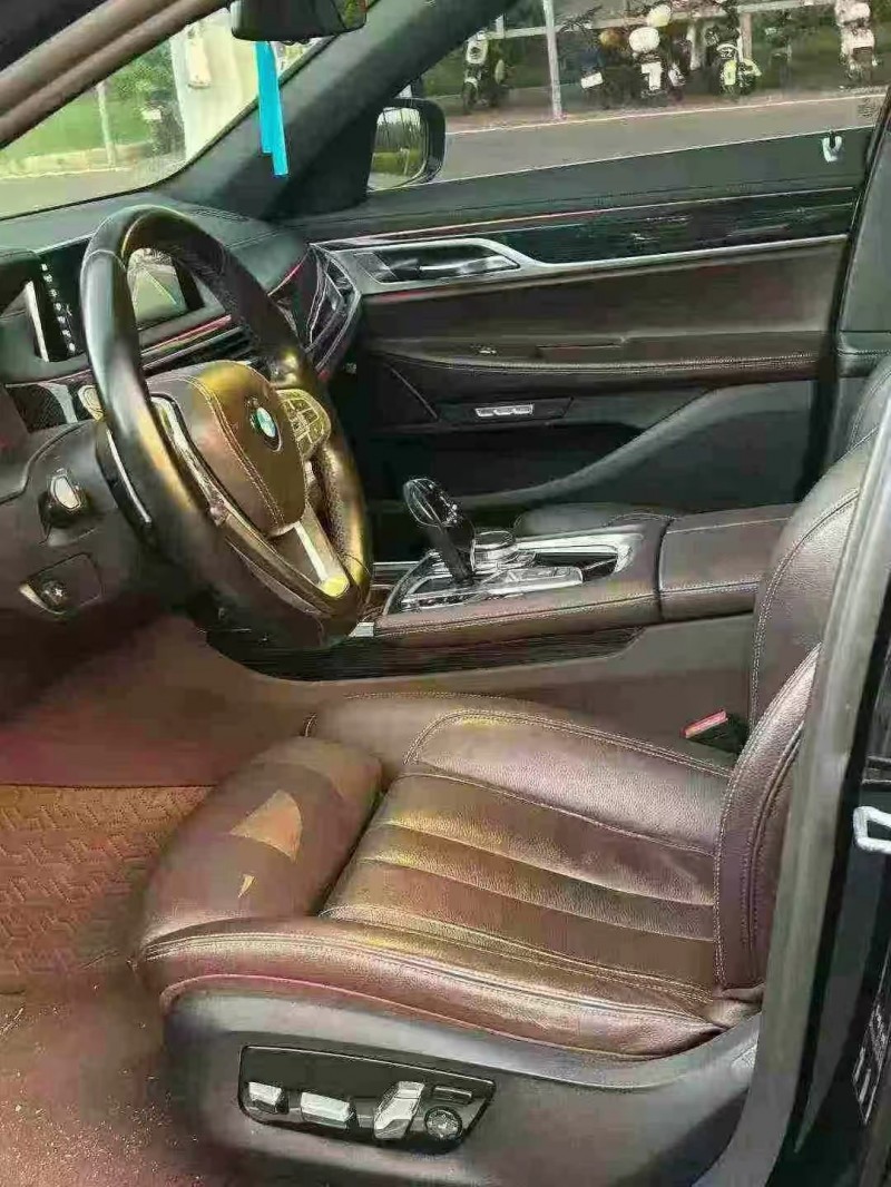 东莞17年宝马7系5