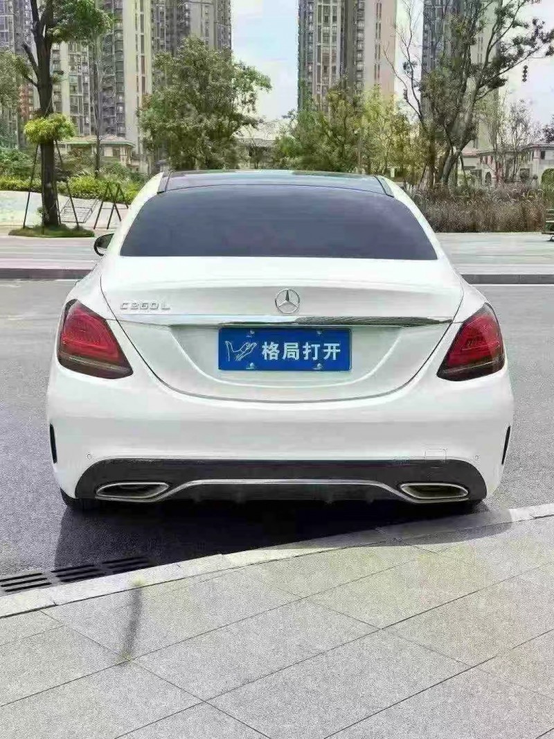 东莞19年奔驰C9