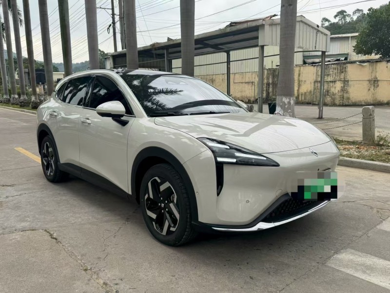 厦门25年宝骏云海2