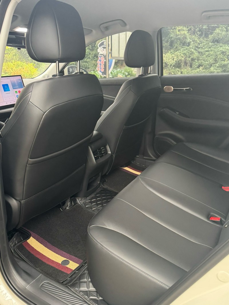 厦门25年宝骏云海5