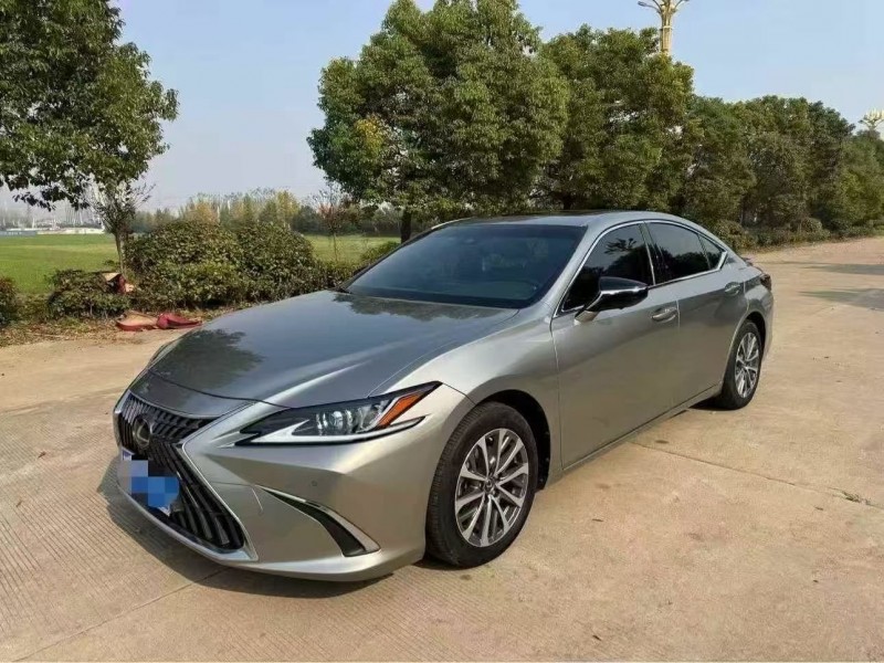 南京24年雷克萨斯ES2