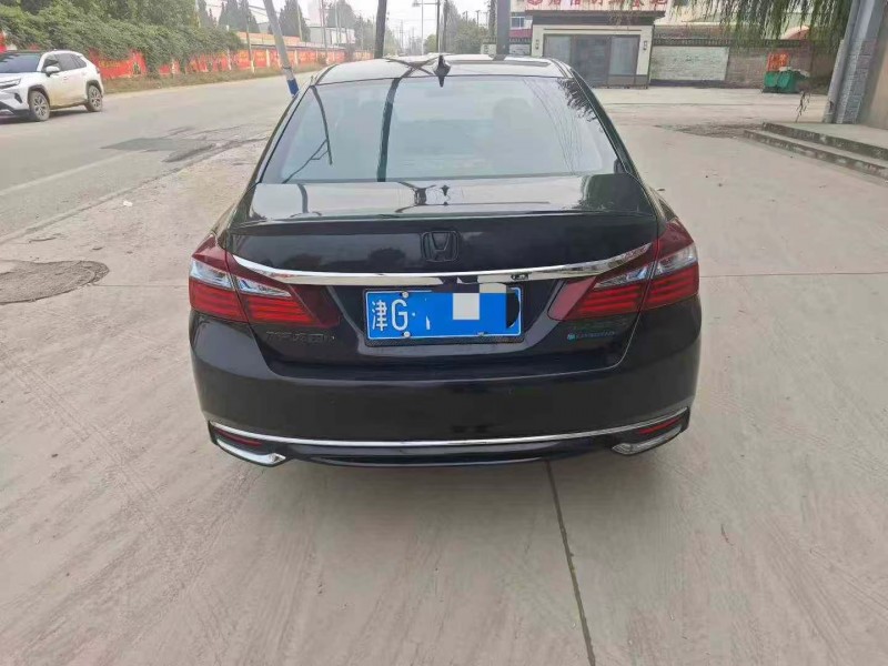 保定19年本田雅阁4