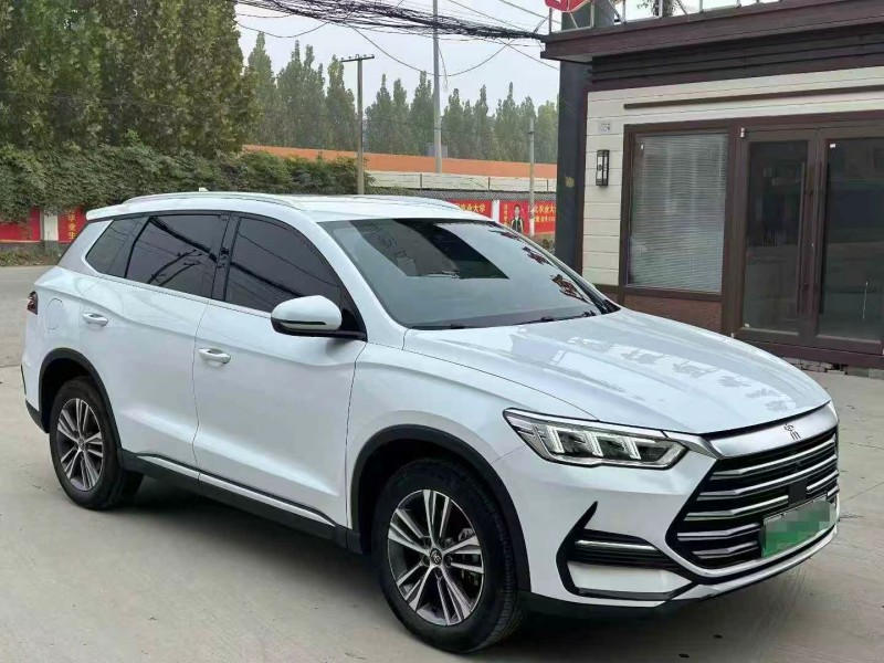 保定22年比亚迪宋4