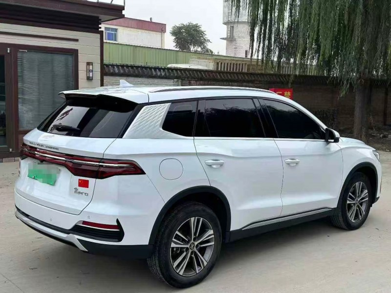 保定22年比亚迪宋6