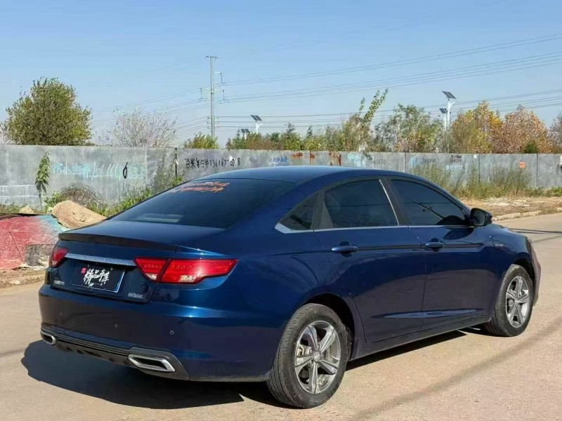 烟台19年吉利帝豪7