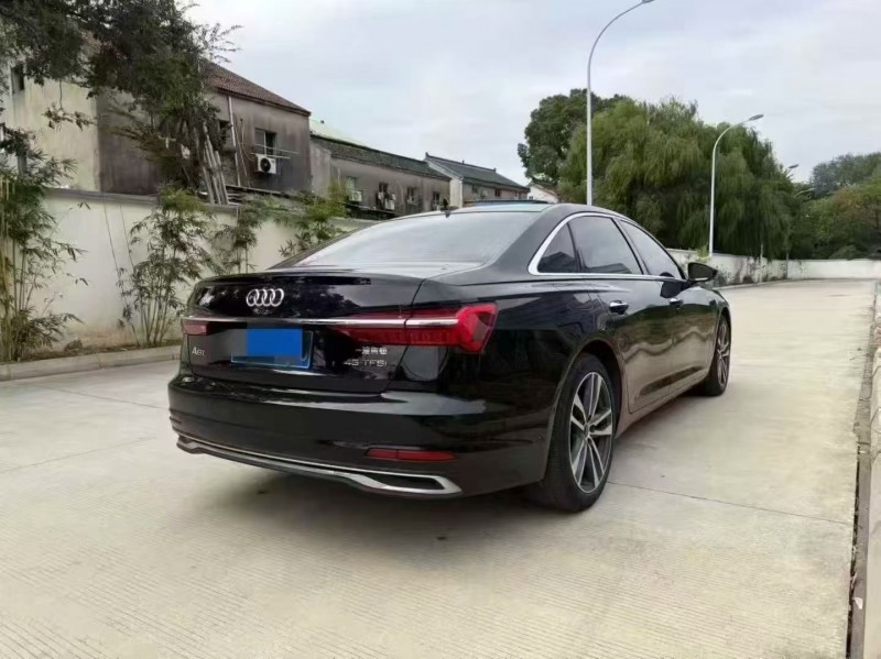 徐州23年奥迪A6L8