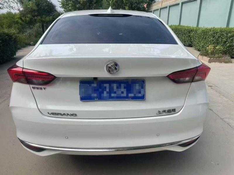 保定23年别克威朗6