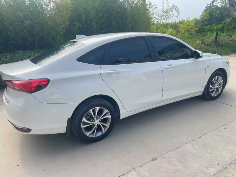 保定23年别克威朗7