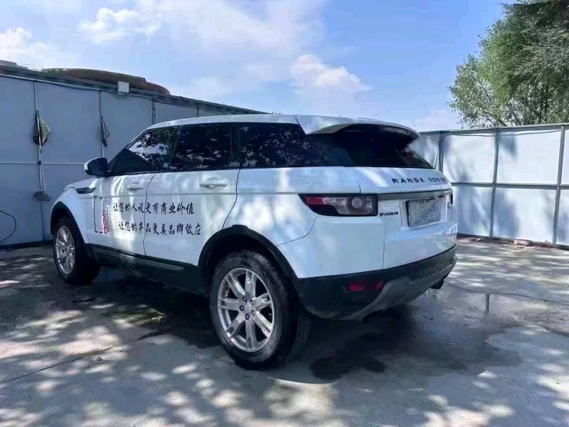 青岛15年路虎极光7