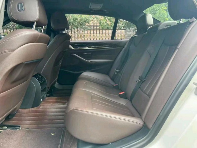 东莞20年宝马5系5