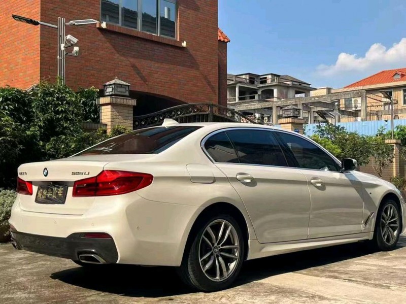 东莞20年宝马5系8