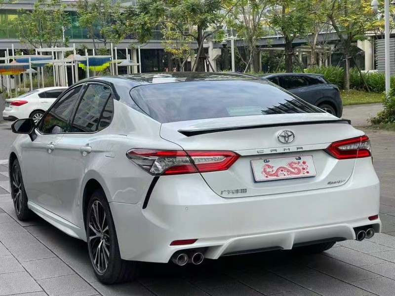 佛山19年丰田凯美瑞7