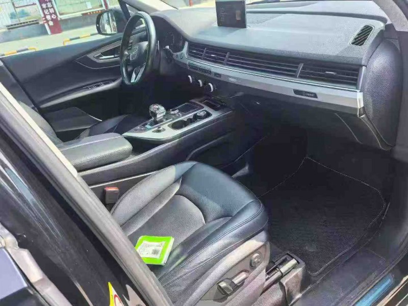 保定17年奥迪Q74