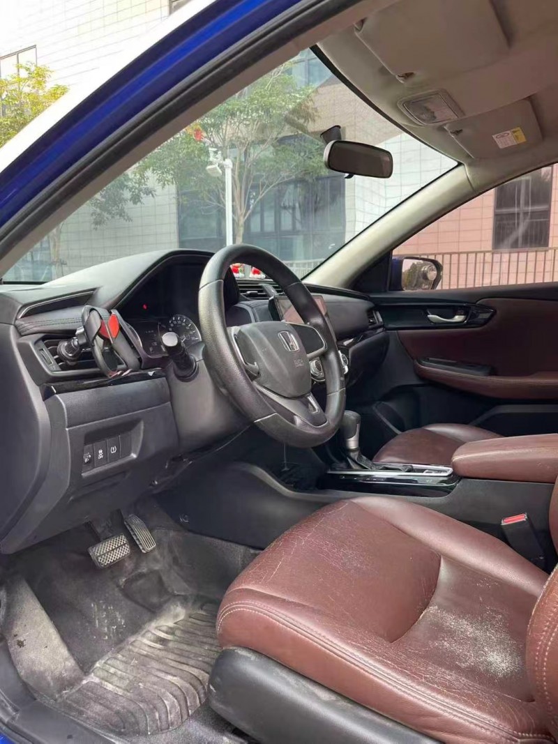 佛山20年本田凌派4