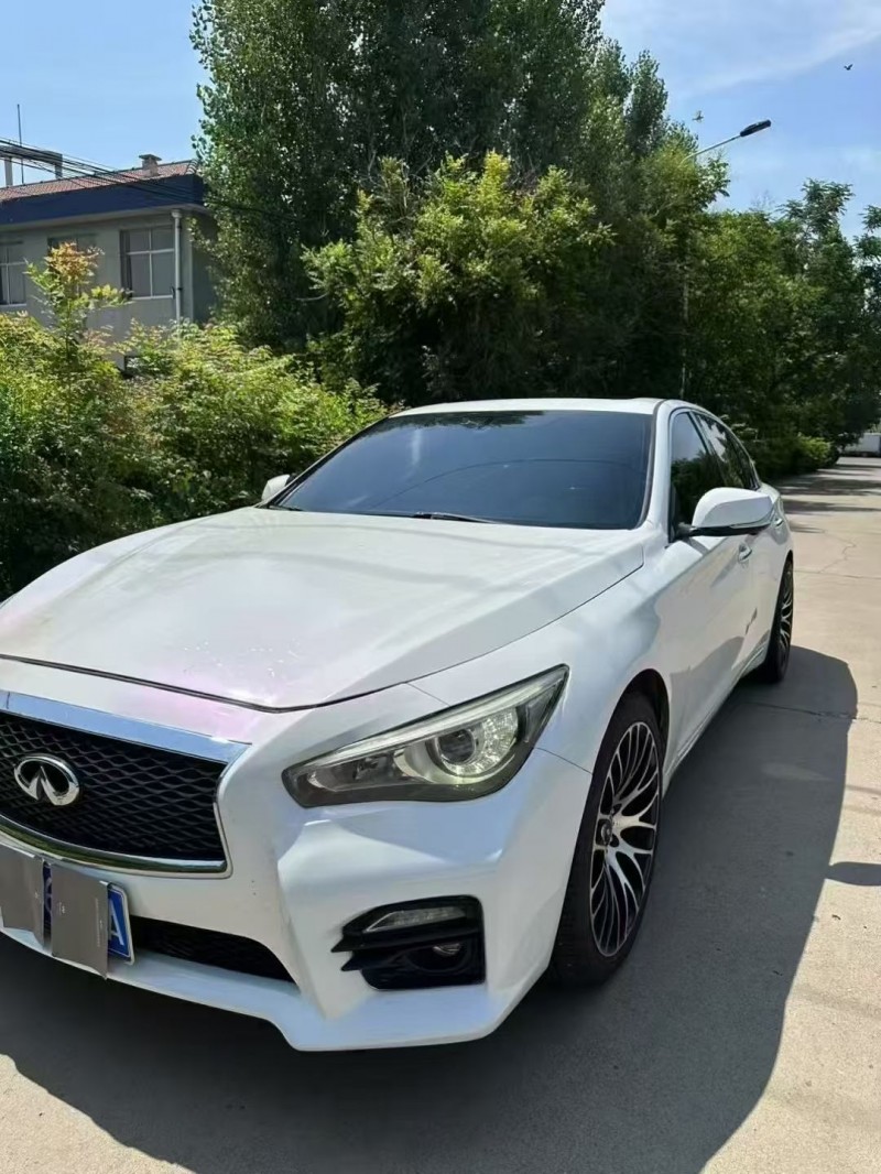 济宁17年英菲尼迪Q50L5