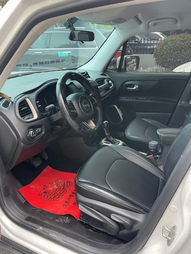 洛阳18年Jeep自由侠4