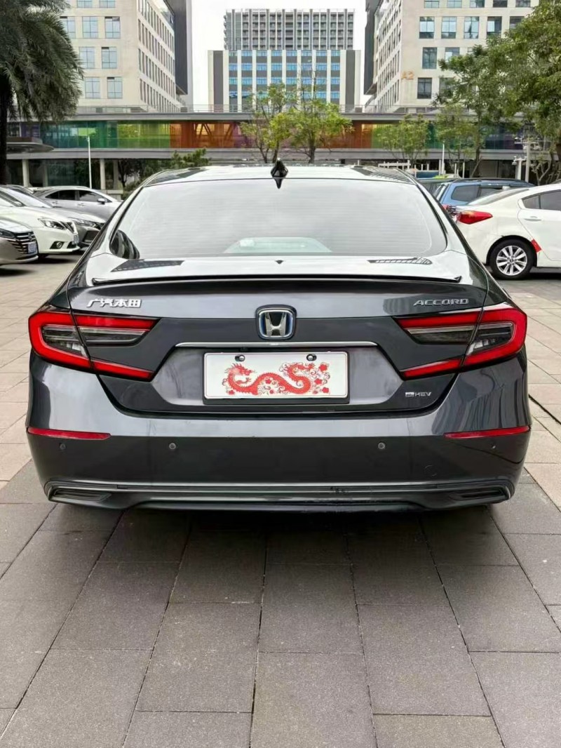 佛山23年本田雅阁8