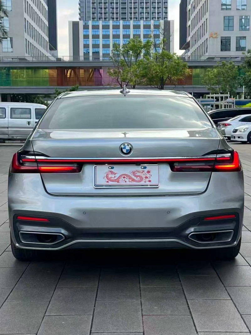 佛山21年宝马7系9