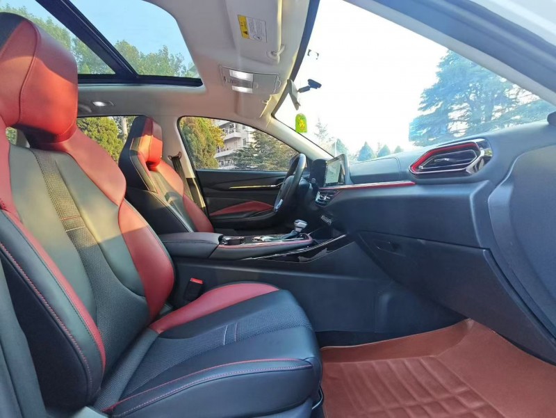 西安21年长安汽车欧尚6