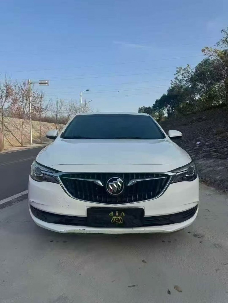 洛阳18年别克英朗1