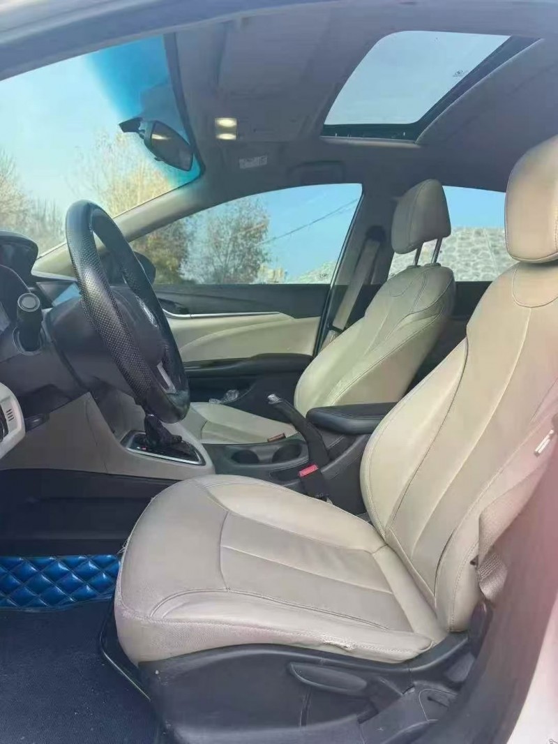 洛阳18年别克英朗6