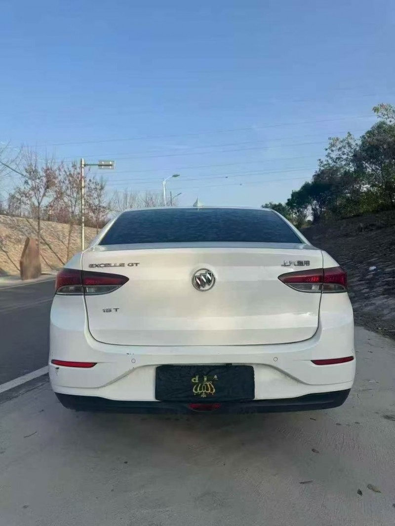 洛阳18年别克英朗8