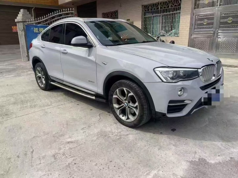 常德18年宝马X43