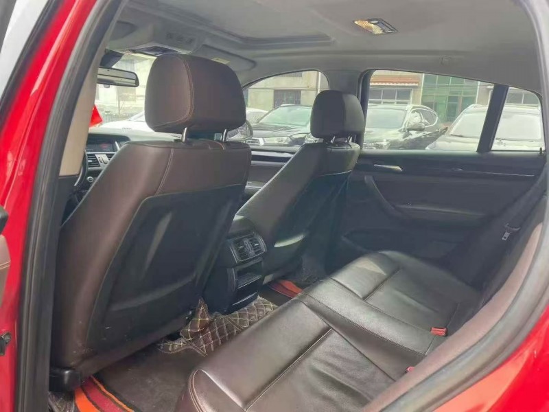 常德18年宝马X47