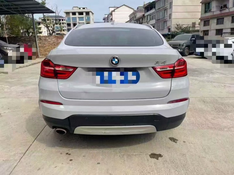 常德18年宝马X49