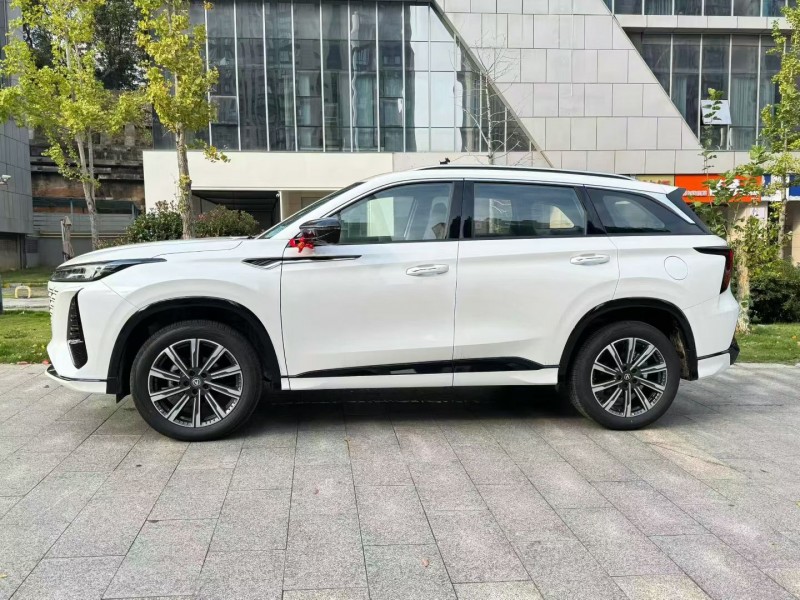 衡阳25年长安汽车CS754