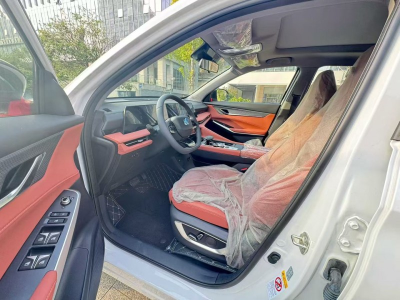 衡阳25年长安汽车CS755