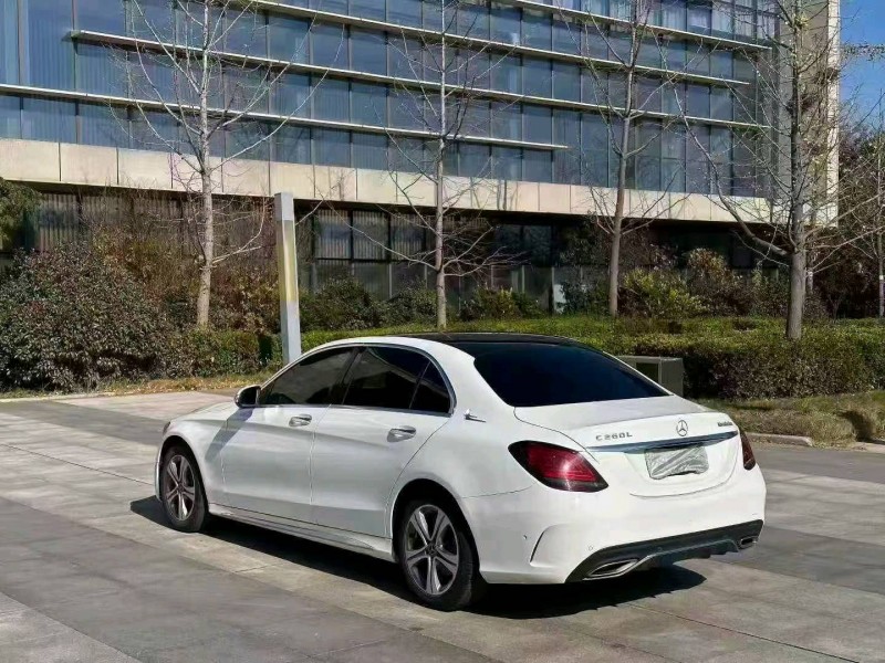 济南21年奔驰C8