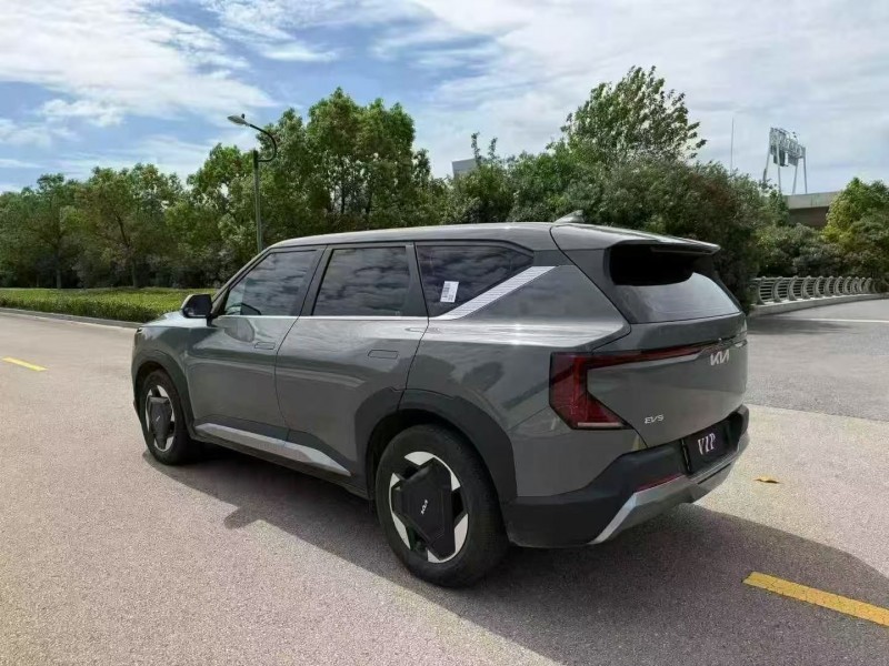 常州24年起亚EV57