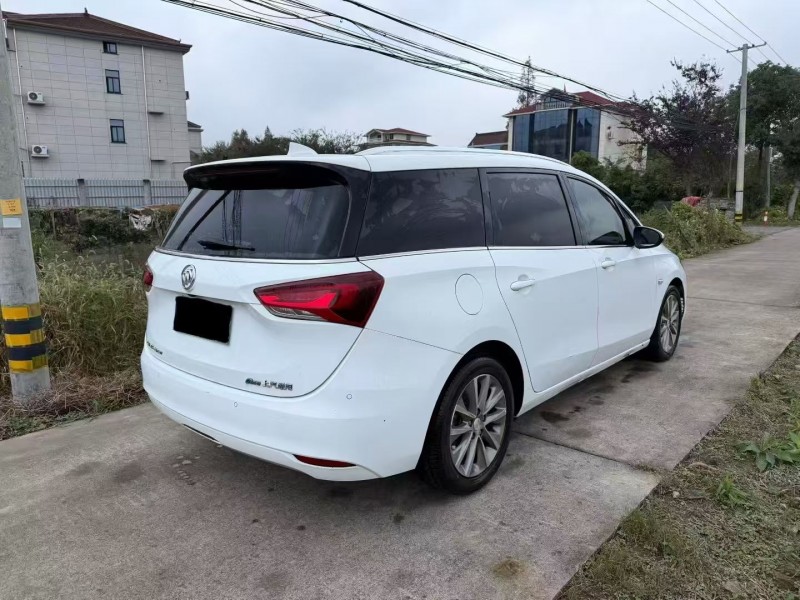 嘉兴23年别克GL67