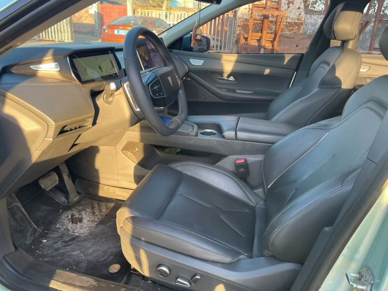 焦作23年长安汽车深蓝4