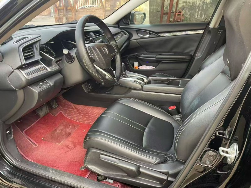 焦作18年本田思域4