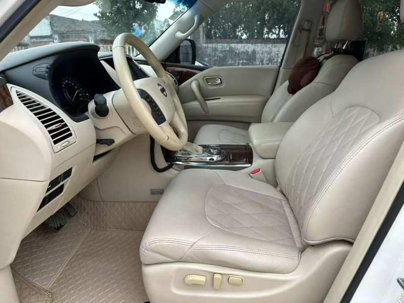 焦作17年日产途乐4