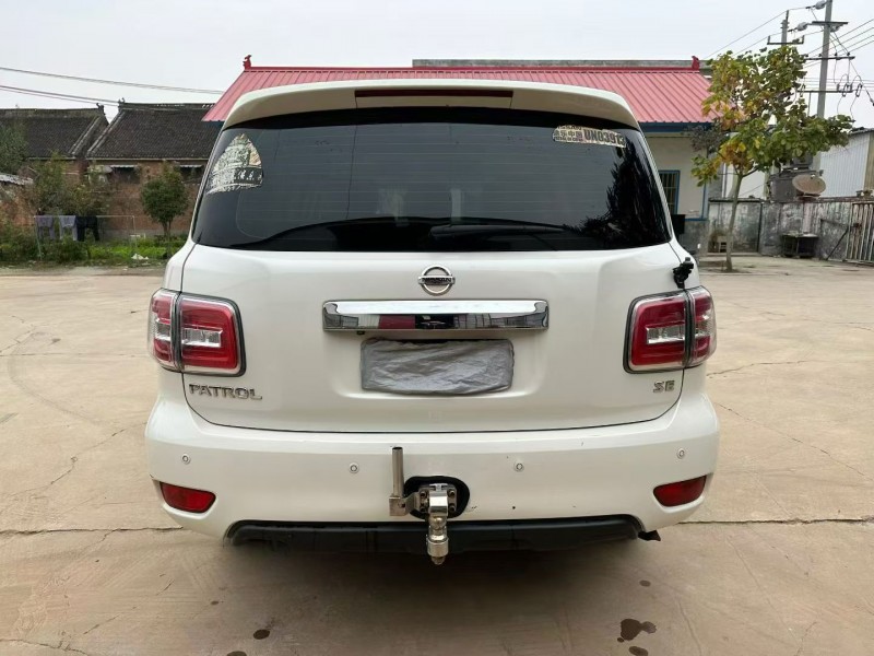 焦作17年日产途乐9