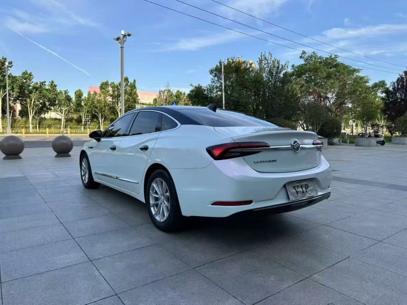 枣庄22年别克君越6