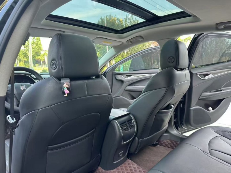 枣庄22年别克君越7