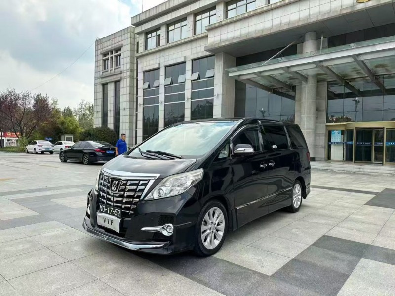 烟台12年丰田埃尔法3