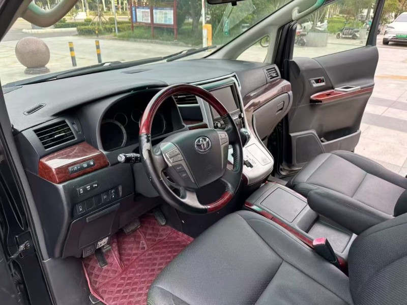 烟台12年丰田埃尔法5