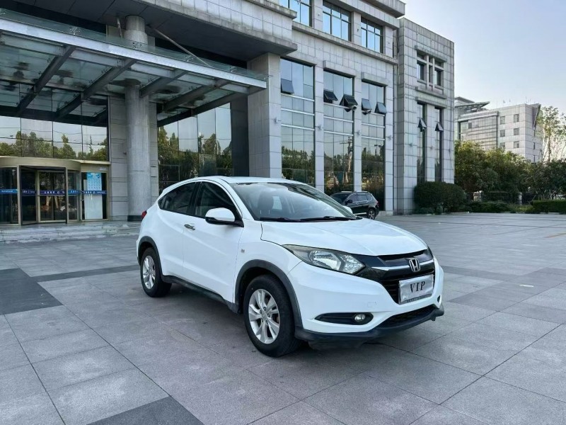 枣庄17年本田缤智2