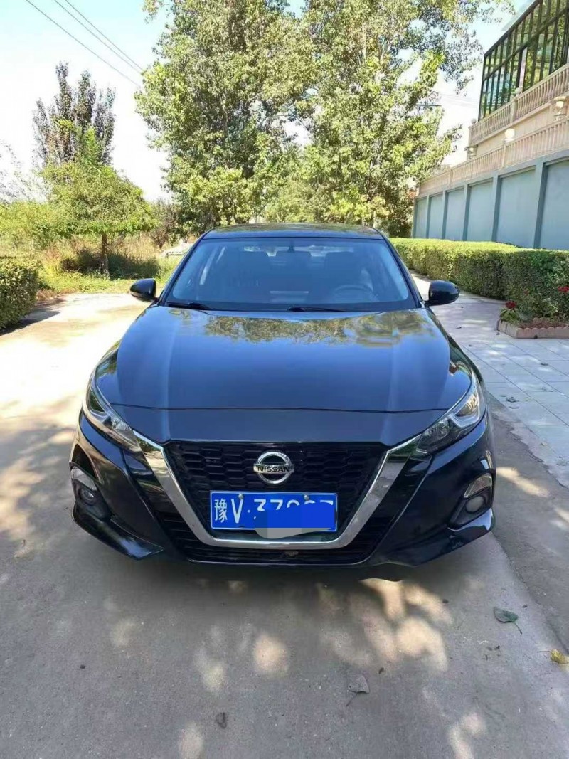 保定22年日产天籁1