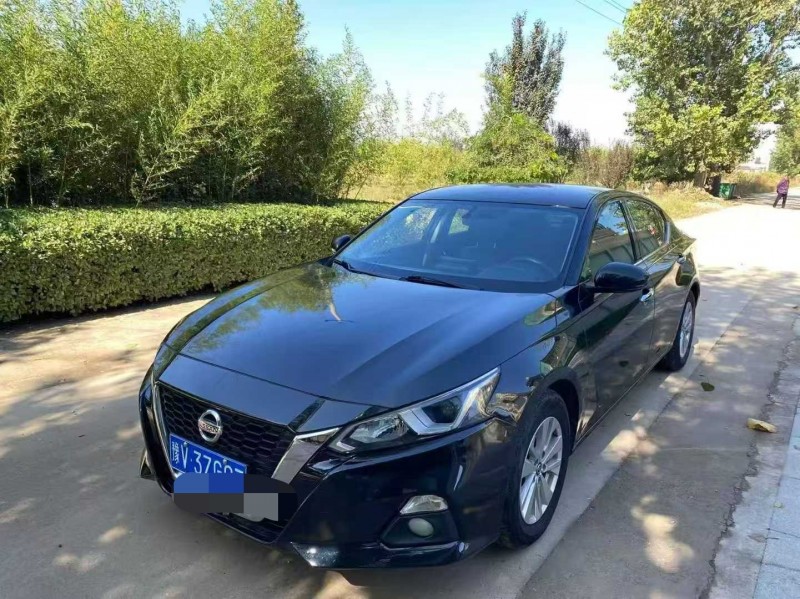 保定22年日产天籁2