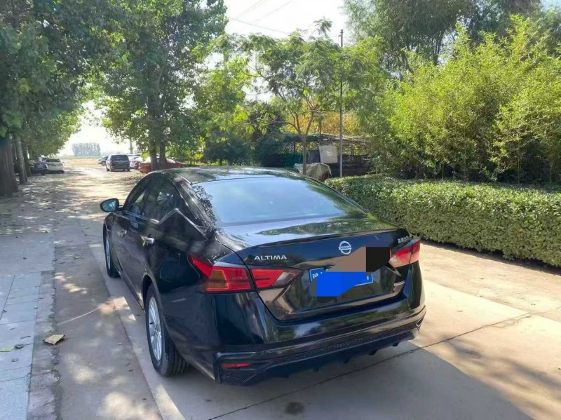 保定22年日产天籁4